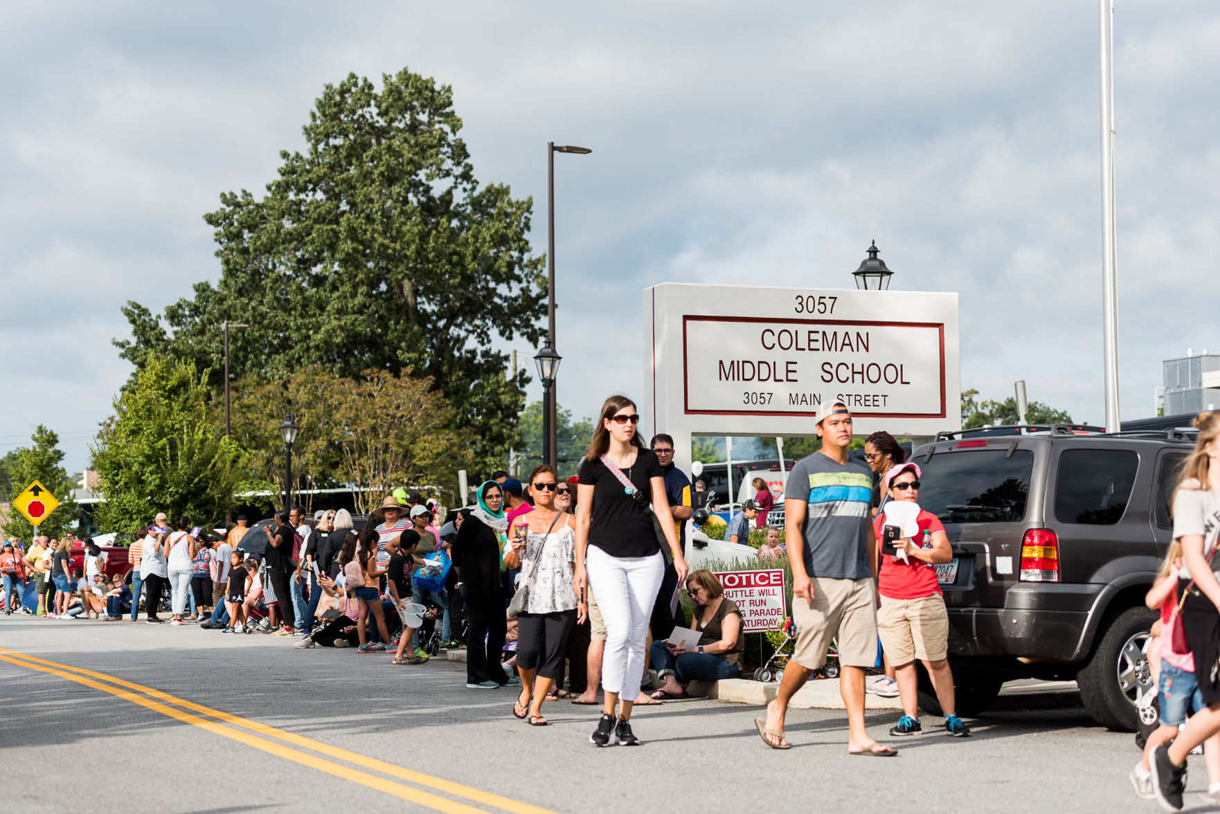 Duluth’s 36th annual Fall Festival boasts large crowds, though retains small-town feel